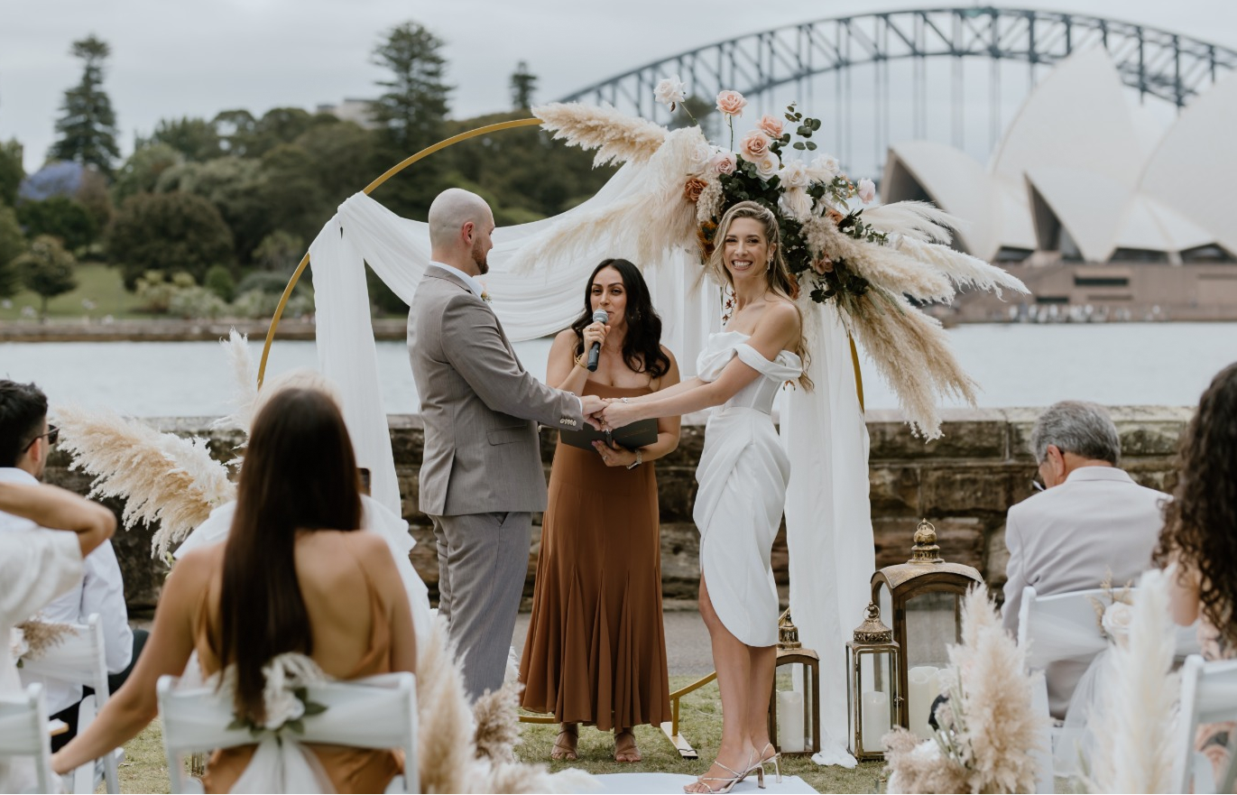 Ellie performing a wedding ceremony on the Gold Coast